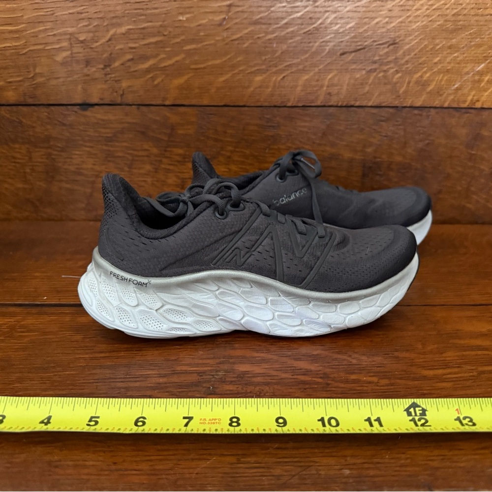 Womens new balance, fresh foam, dark gray and White sneakers
